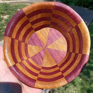 Parquet burgundy wood bowl